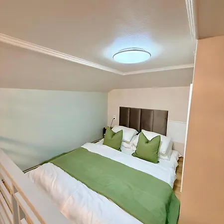 Cozy Museum View 104 Apartman